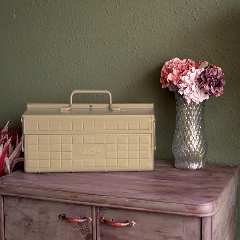 Caja de herramienta ST-350 Beige de Toyo Steel