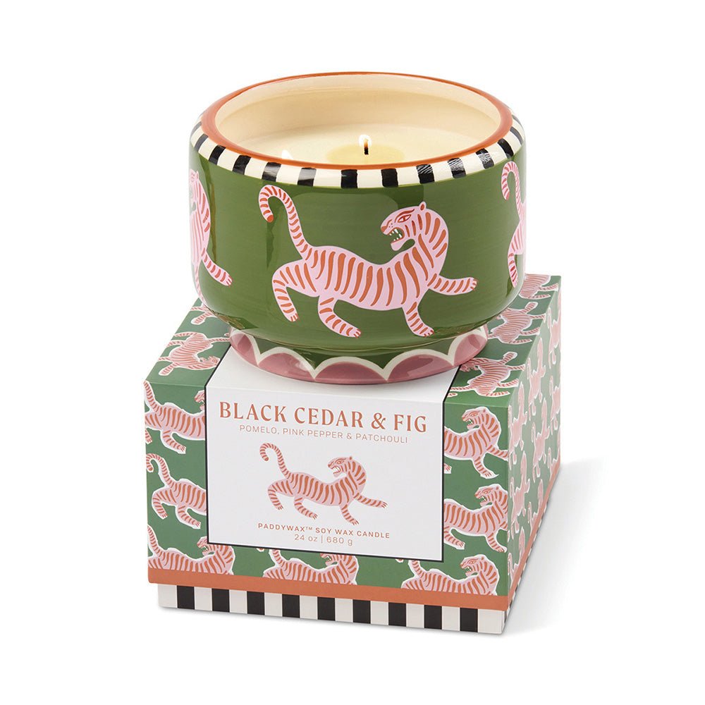 Cedro Negro e Higo Vela Perfumada de Cera de Soja 680g