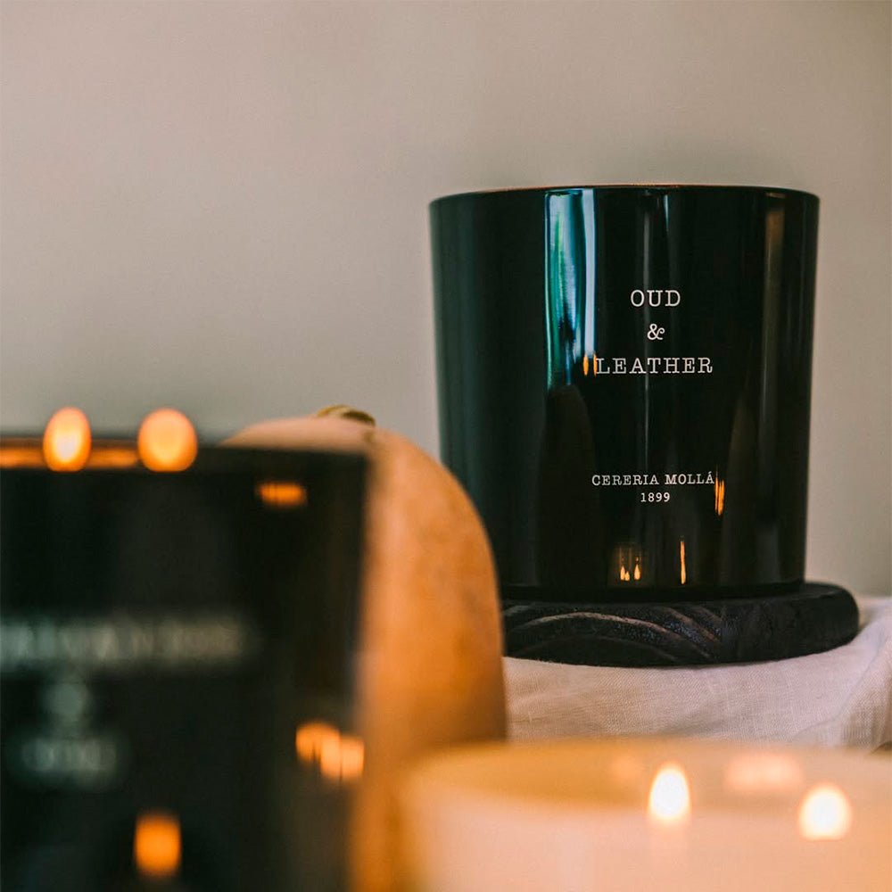 Vela Oud & Leather Premium 230gr