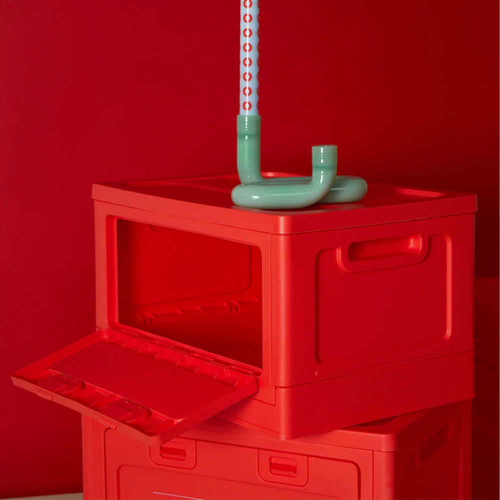 Boîte moyenne rouge