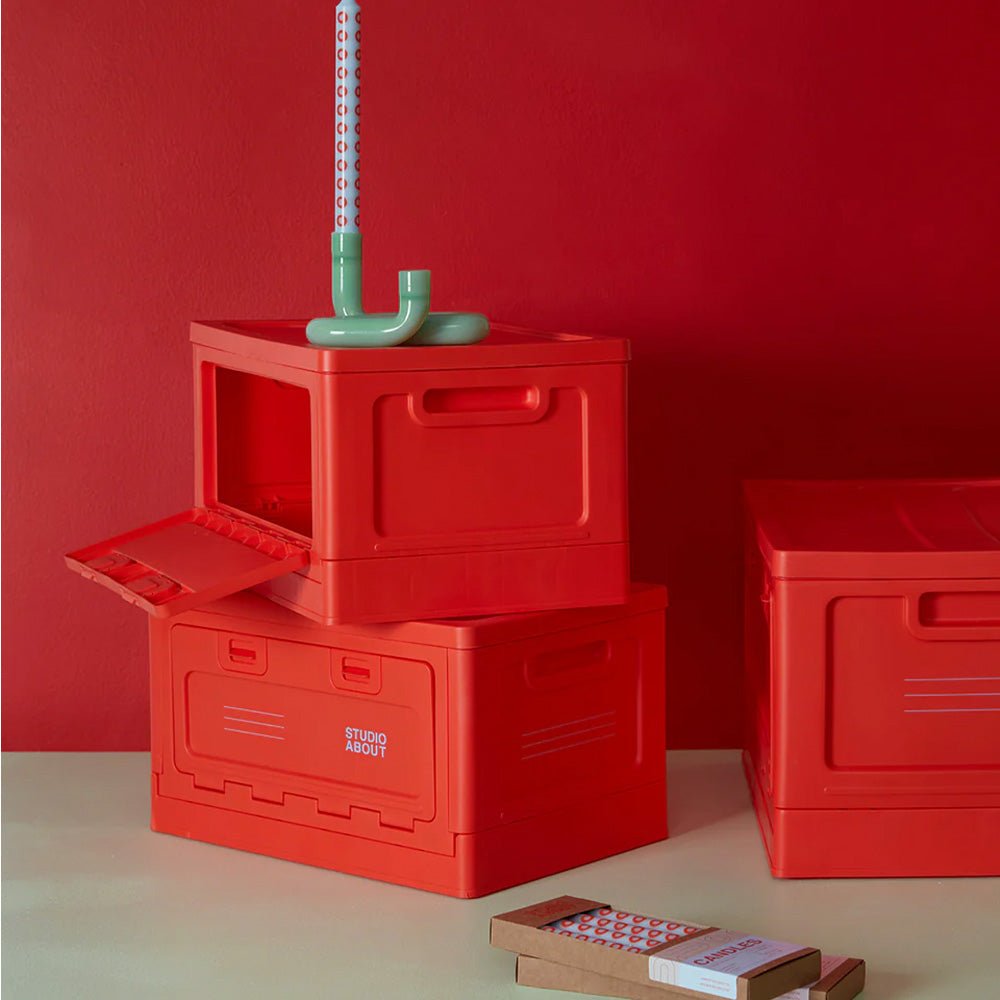 Boîte moyenne rouge