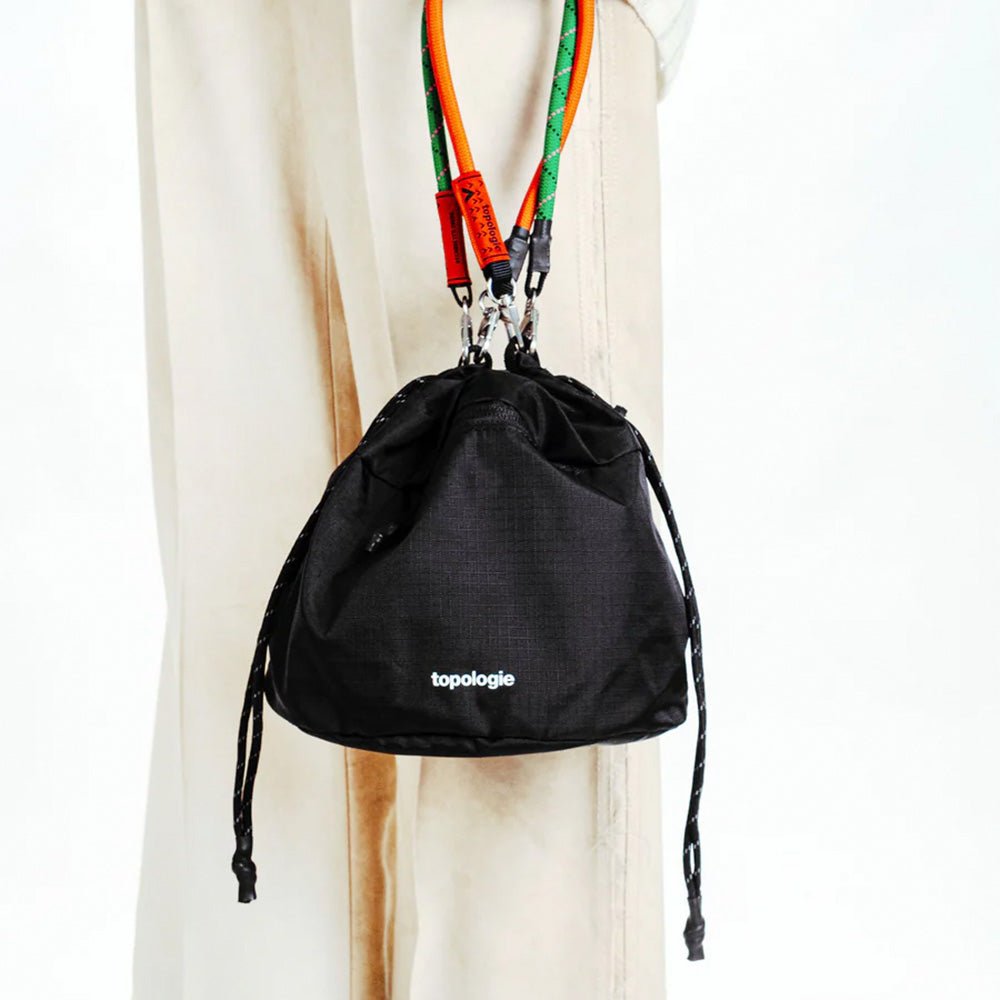 Reversible Bucket Black Tech Sateen