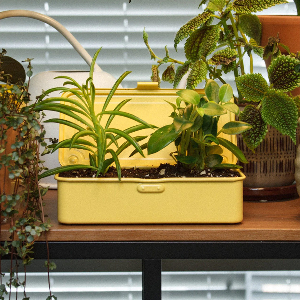 Boîte à outils jaune T-190