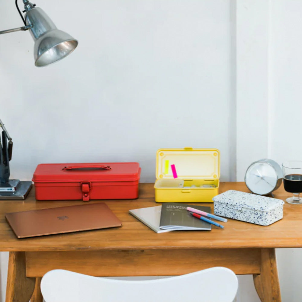 Boîte à outils jaune T-190