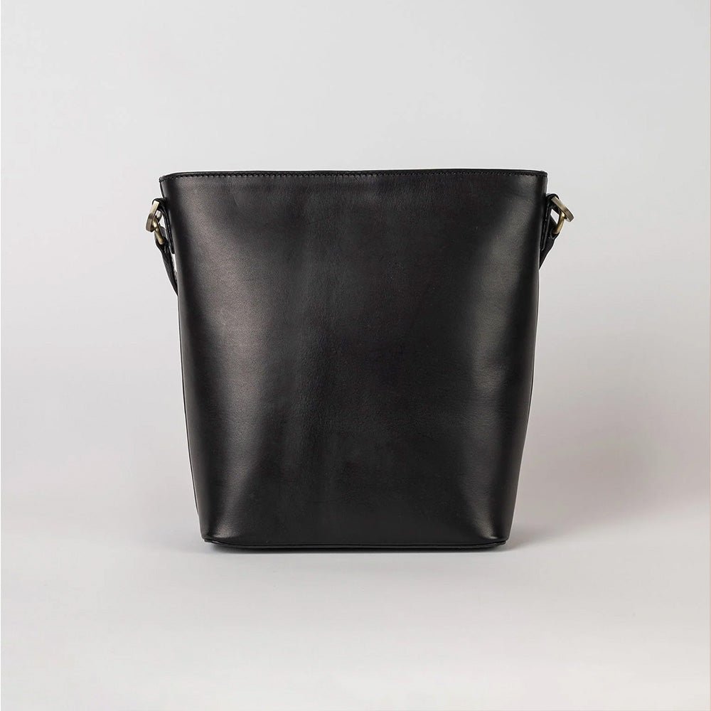 Bobbi Bucket Bag Maxi Classic Leather Black
