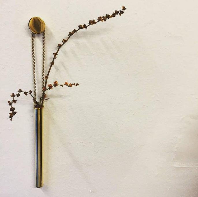 Hanging Vase with Magnetic Rack Brass