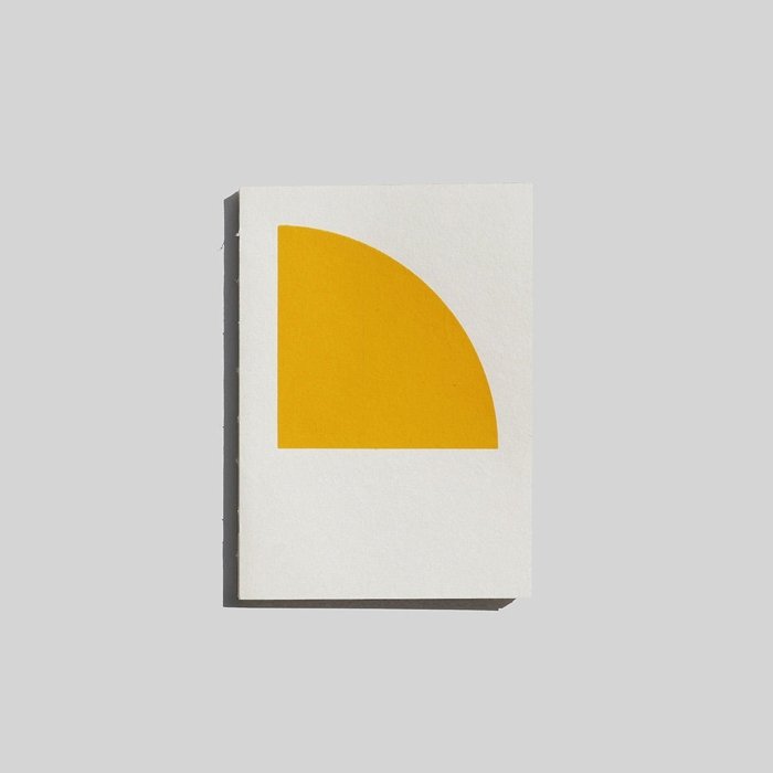 Hanji Book Symbol A6 Liso Cuarto Amarillo